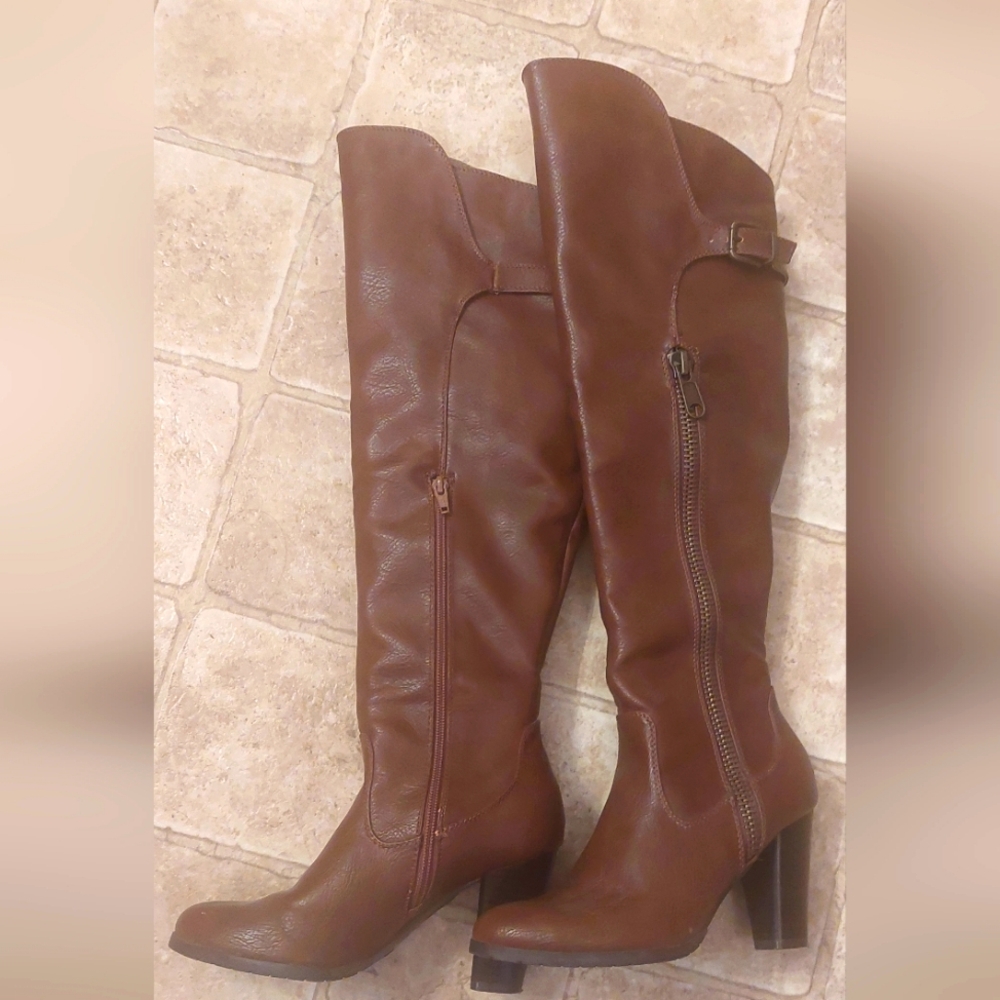 Over the kneeboots